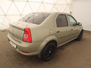 Седан Renault Logan 2011 года, 860000 рублей, Орёл