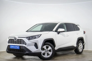 Внедорожник Toyota RAV4 2020 года, 2899000 рублей, Оренбург