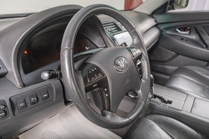 Седан Toyota Camry 2006 года, 1189000 рублей, Томск