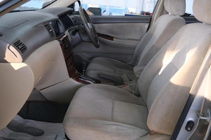 Седан Toyota Corolla 2000 года, 579000 рублей, Омск