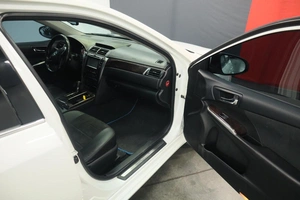 Седан Toyota Camry 2015 года, 2000000 рублей, Курск