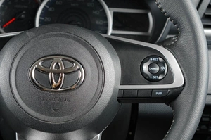 Минивэн Toyota Roomy 2021 года, 1239000 рублей, Тюмень