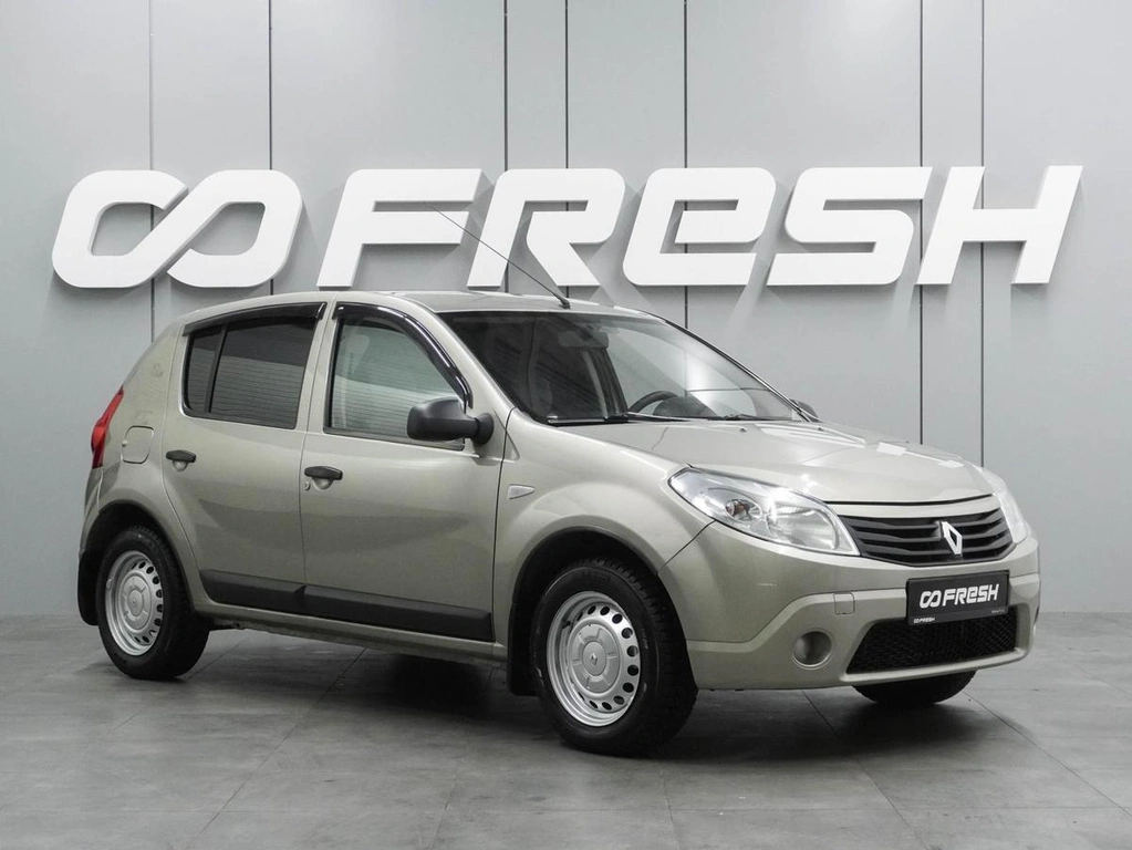 Хетчбэк Renault Sandero 2011 года, 649000 рублей, Воронеж