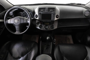 Внедорожник Toyota RAV4 2011 года, 1649000 рублей, Красноярск