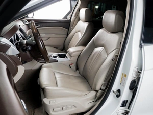 Внедорожник Cadillac SRX 2011 года, 909000 рублей, Тюмень