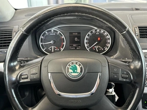 Лифтбек Skoda Octavia 2012 года, 998000 рублей, Уфа