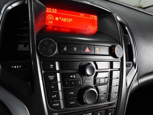 Хетчбэк Opel Astra 2012 года, 659000 рублей, Воронеж