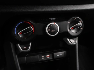 Хетчбэк Kia Picanto 2018 года, 924000 рублей, Воронеж