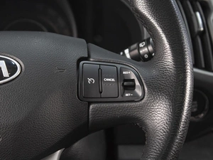Внедорожник Kia Sportage 2013 года, 1295000 рублей, Омск