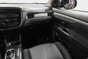 Внедорожник Mitsubishi Outlander 2015 года, 1599000 рублей, Новокузнецк