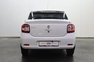 Седан Renault Logan 2018 года, 875000 рублей, Брянск