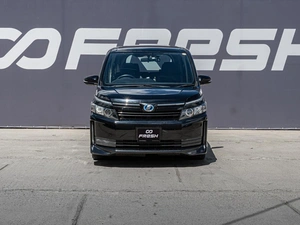 Минивэн Toyota Voxy 2014 года, 1699000 рублей, Краснодар