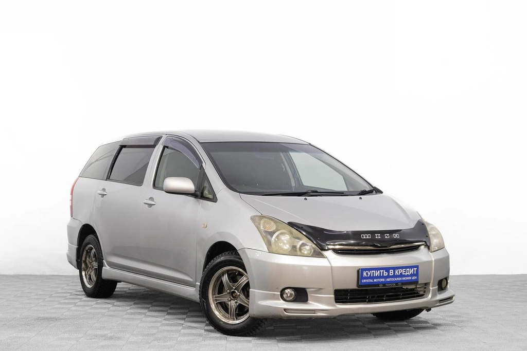 Минивэн Toyota Wish 2003 года, 599000 рублей, Барнаул
