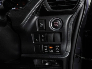 Минивэн Toyota Esquire 2016 года, 1799000 рублей, Воронеж