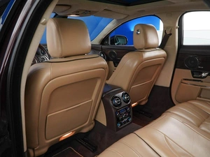 Седан Jaguar XJ 2013 года, 1527196 рублей, Москва
