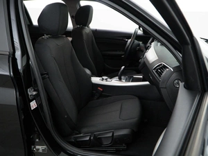 Хетчбэк BMW 1 серия 2018 года, 1817077 рублей, Москва