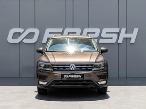 Внедорожник Volkswagen Tiguan 2017 года, 2375000 рублей, Краснодар