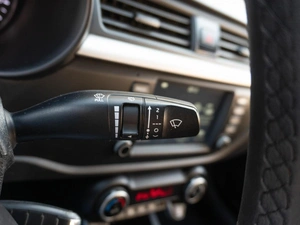 Седан Kia Rio 2019 года, 1499000 рублей, Саратов