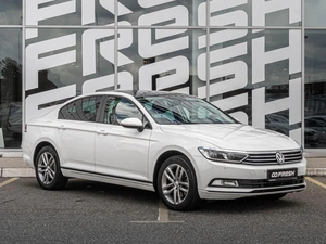 Седан Volkswagen Passat 2016 года, 1885000 рублей, Краснодар