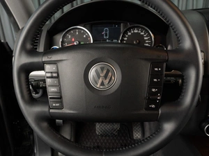 Внедорожник Volkswagen Touareg 2007 года, 1269000 рублей, Тюмень