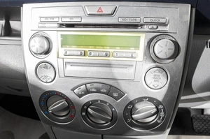 Хетчбэк Mazda Demio 2002 года, 299000 рублей, Барнаул