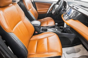 Внедорожник Toyota RAV4 2018 года, 2639000 рублей, Барнаул