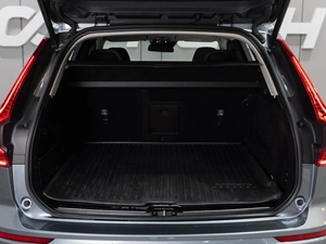 Внедорожник Volvo XC60 2018 года, 3949000 рублей, Тюмень