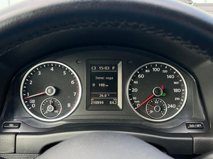 Внедорожник Volkswagen Tiguan 2011 года, 1160000 рублей, Ижевск