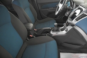 Хетчбэк Chevrolet Cruze 2012 года, 659000 рублей, Кемерово