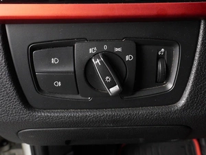 Седан BMW 3 серия 2012 года, 1750000 рублей, Красный Пахарь