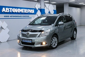 Минивэн Toyota Verso 2010 года, 1008000 рублей, Солонцы