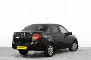 Седан ВАЗ (LADA) Granta 2017 года, 399000 рублей, Барнаул