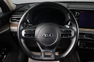 Седан Kia K5 2020 года, 2959000 рублей, Тюмень