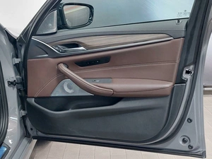 Седан BMW 5 серия 2021 года, 5300000 рублей, Барнаул