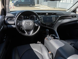 Седан Toyota Camry 2019 года, 3280000 рублей, Краснодар