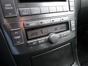 Седан Toyota Avensis 2007 года, 649000 рублей, Волгоград