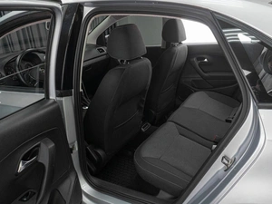 Седан Volkswagen Polo 2015 года, 899000 рублей, Тюмень