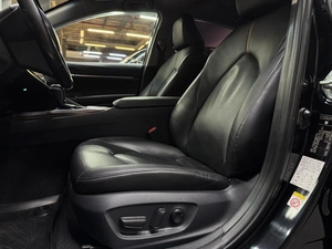 Седан Toyota Camry 2019 года, 2697000 рублей, Красноярск