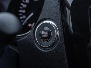 Внедорожник Nissan X-Trail 2015 года, 1549000 рублей, Саратов