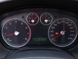 Хетчбэк Ford Focus 2006 года, 599000 рублей, Краснодар