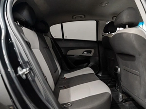 Хетчбэк Chevrolet Cruze 2012 года, 680000 рублей, Красноярск