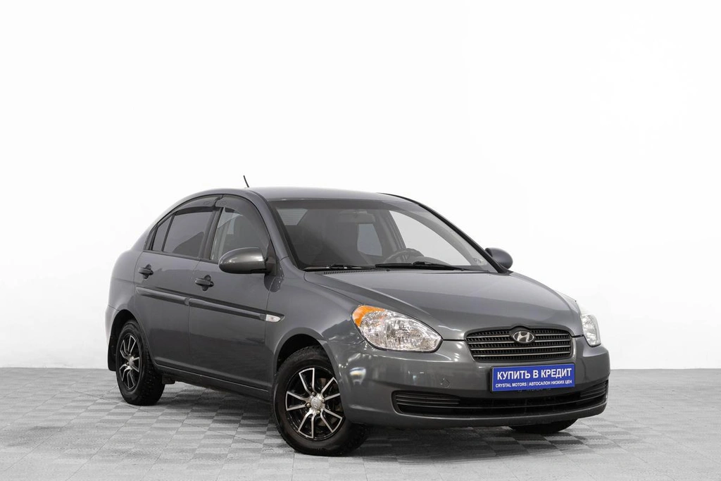 Седан Hyundai Verna 2007 года, 589000 рублей, Барнаул