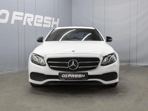 Седан Mercedes-benz E-класс 2020 года, 3900000 рублей, Омск