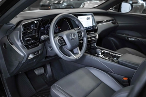 Внедорожник Lexus RX 2023 года, 8899999 рублей, Москва