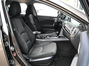 Седан Mazda 3 2013 года, 1024000 рублей, Кирилловка
