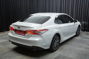 Седан Toyota Camry 2021 года, 3150000 рублей, Красноярск