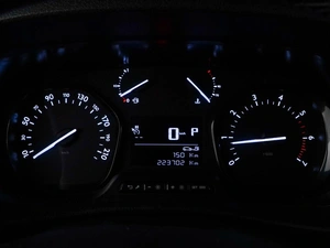 Минивэн Peugeot Traveller 2022 года, 2629999 рублей, Москва