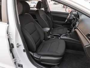 Седан Hyundai Elantra 2020 года, 1599000 рублей, Саратов