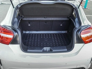 Хетчбэк Mercedes-benz A-класс 2015 года, 1720000 рублей, Краснодар