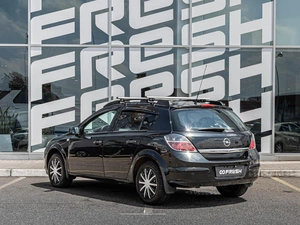 Хетчбэк Opel Astra 2013 года, 540000 рублей, Краснодар